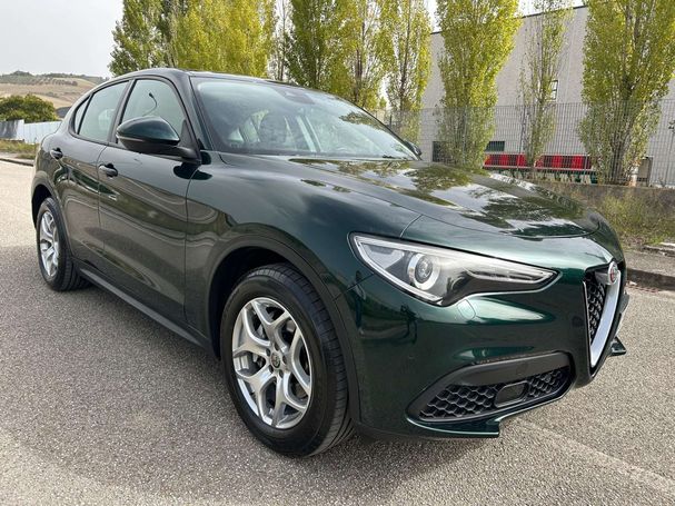 Alfa Romeo Stelvio 2.2 Q4 140 kW image number 2