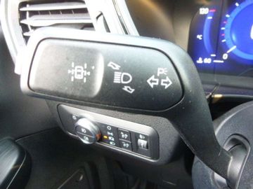 Car image 31