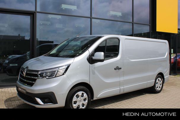 Renault Trafic E-Tech Electric 90 kW image number 2