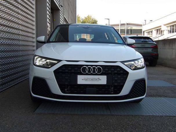 Audi A1 30 TFSI S tronic Business 81 kW image number 2