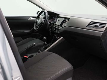 Car image 31