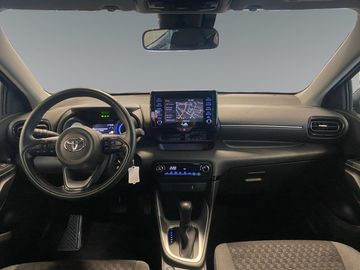 Car image 12