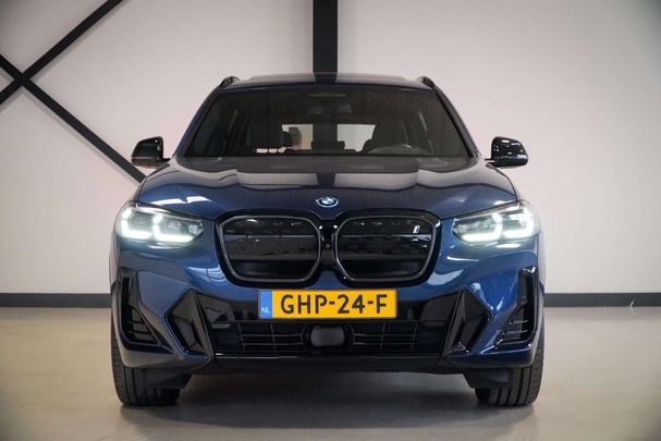 BMW iX3 M Sport 210 kW image number 25