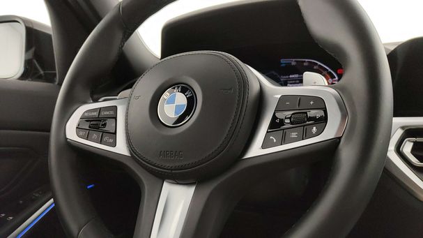 BMW 320d Touring 140 kW image number 7