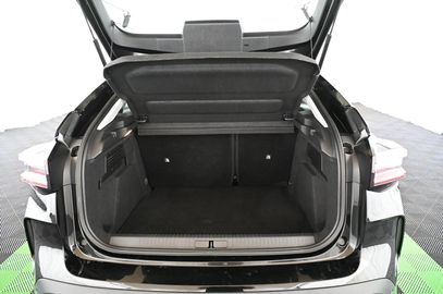 Car image 36