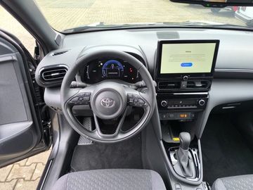 Car image 12