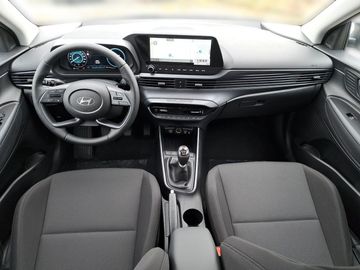 Car image 13