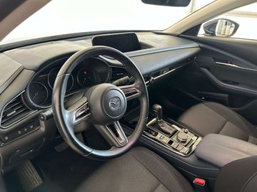 Car image 16