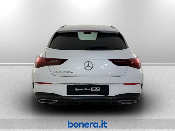 Mercedes-Benz CLA 250 Shooting Brake e PHEV 160 kW image number 7