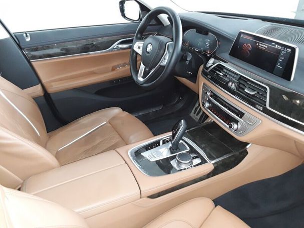 BMW 740d xDrive M Sport 235 kW image number 5