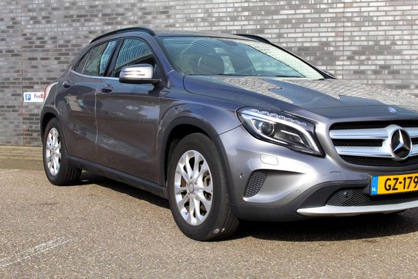 Mercedes-Benz GLA 200 115 kW image number 1