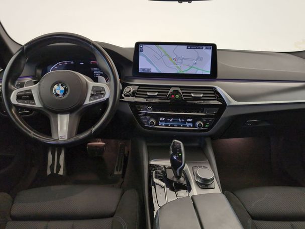 BMW 520d Touring xDrive 140 kW image number 4