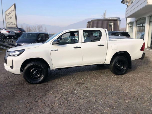 Toyota Hilux D Double Cab 2.4 4D 4WD Comfort 110 kW image number 2