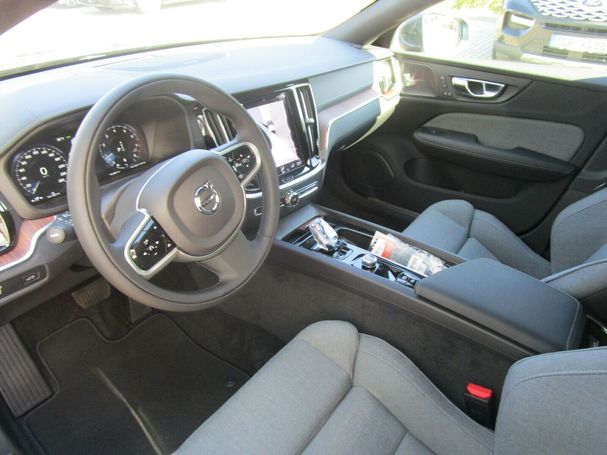 Volvo V60 B4 Inscription 145 kW image number 8