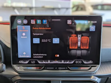 Car image 35
