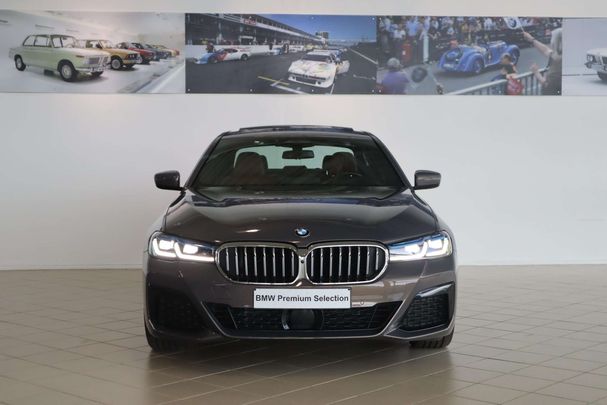 BMW 530i 185 kW image number 2