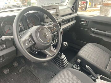 Car image 12