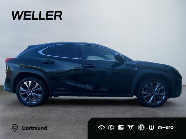 Lexus UX 250h 135 kW image number 18