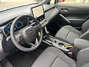 Car image 19