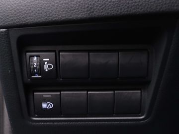 Car image 33