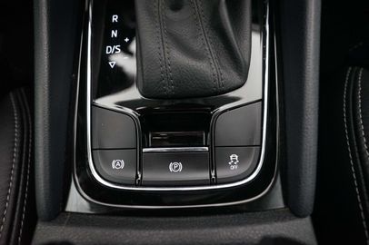 Car image 37