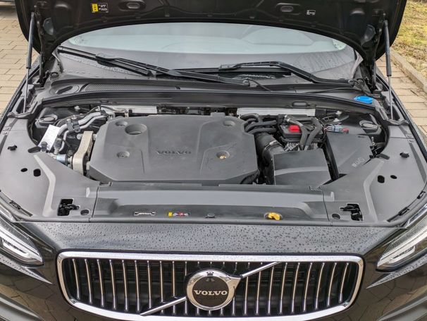 Volvo S90 AWD Geartronic Momentum B5 173 kW image number 16