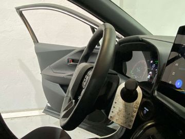 Car image 33